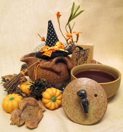 halloween forum.jpg