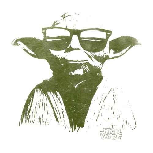 Yoda avec lunettes de soleil.jpg