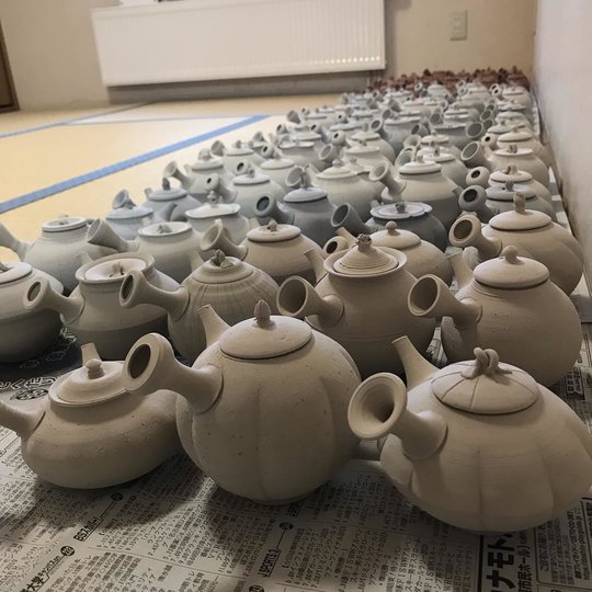 113 pots à thé.jpg