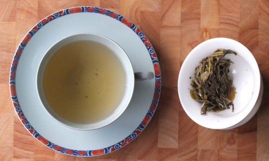 2_badamtam_tasse_gaiwan_b.jpg